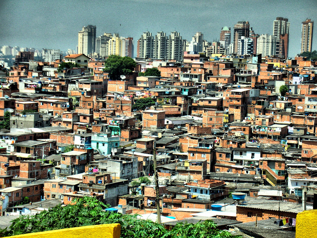 Massacre de Paraisópolis completa cinco anos sem punições Famílias fizeram ato para marcar a data