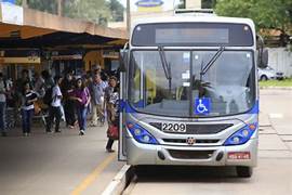 Sindicato confirma: sem reajuste, não haverá ônibus na 2ª feira em Campo Grande Categoria diz que empresários ofereceram metade do que foi pedido